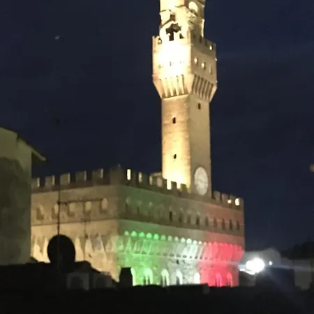 Signoria Elegant With View Palazzo Vecchio Florence