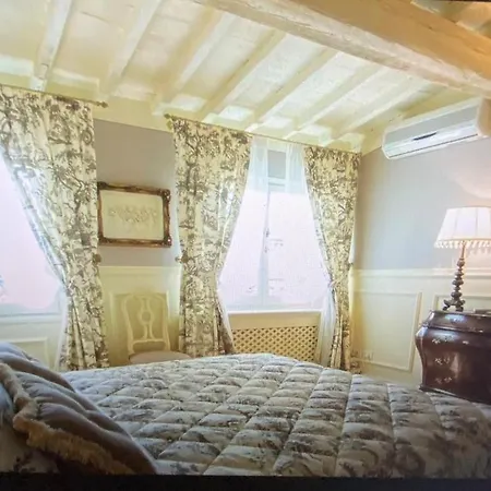 Signoria Elegant With View Palazzo Vecchio Apartman Firenze